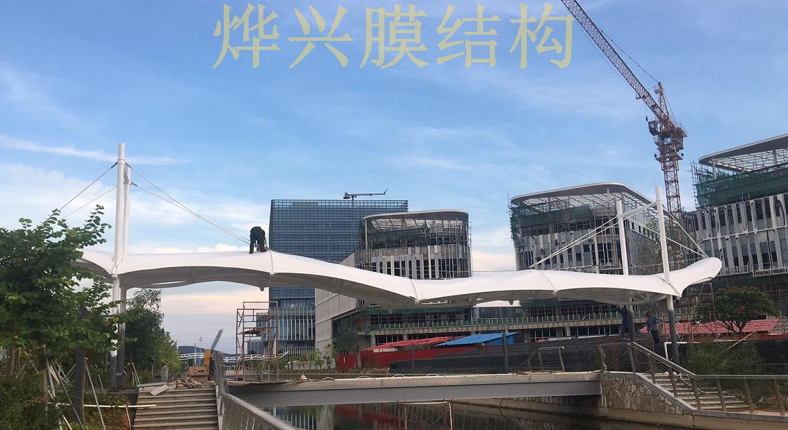 泛亚·电竞(中国区)官方网站-珠海天桥雨棚遮阳棚景观类膜结构